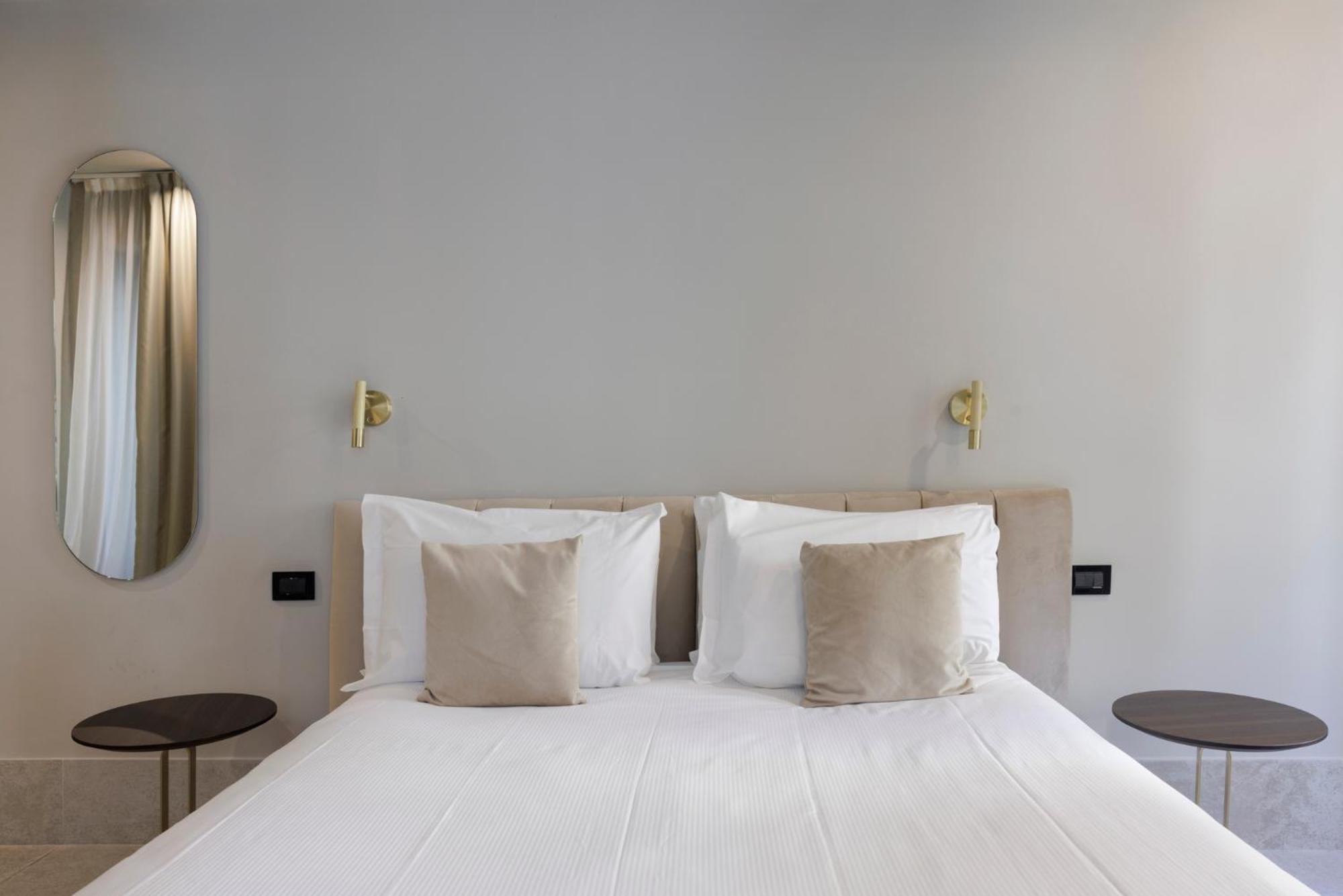 Palazzo Bellezia Luxury & Bed & Breakfast Turin